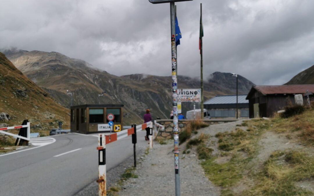 Transalp day 9: Bernina, Livigno, Passo di Stelvio